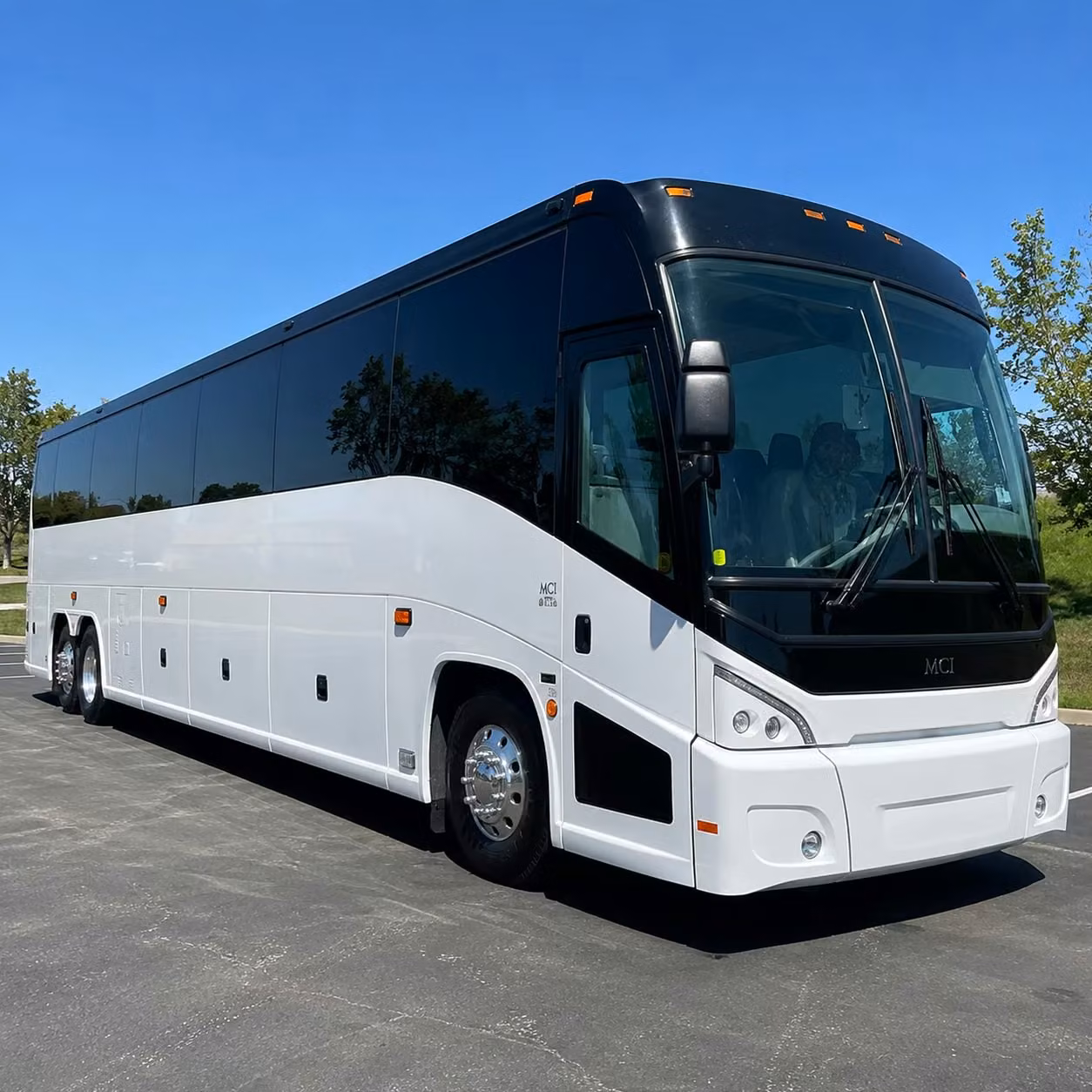 hollywood employee shuttle services