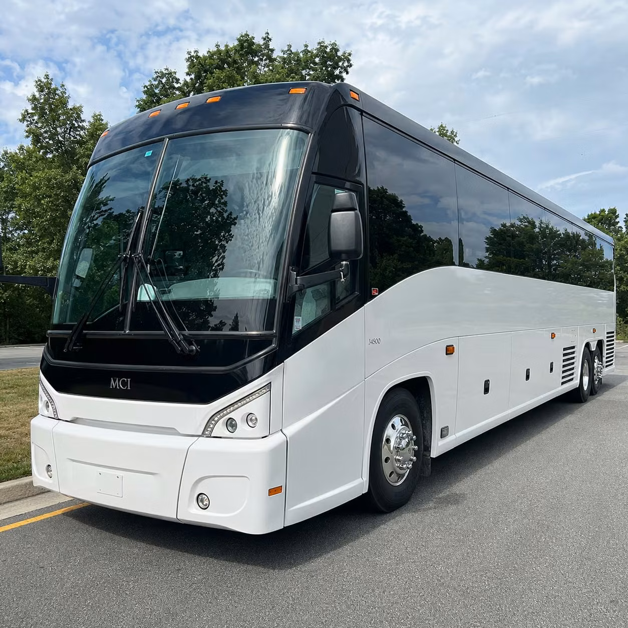 hollywood high school prom venues charter buses that get your group there together