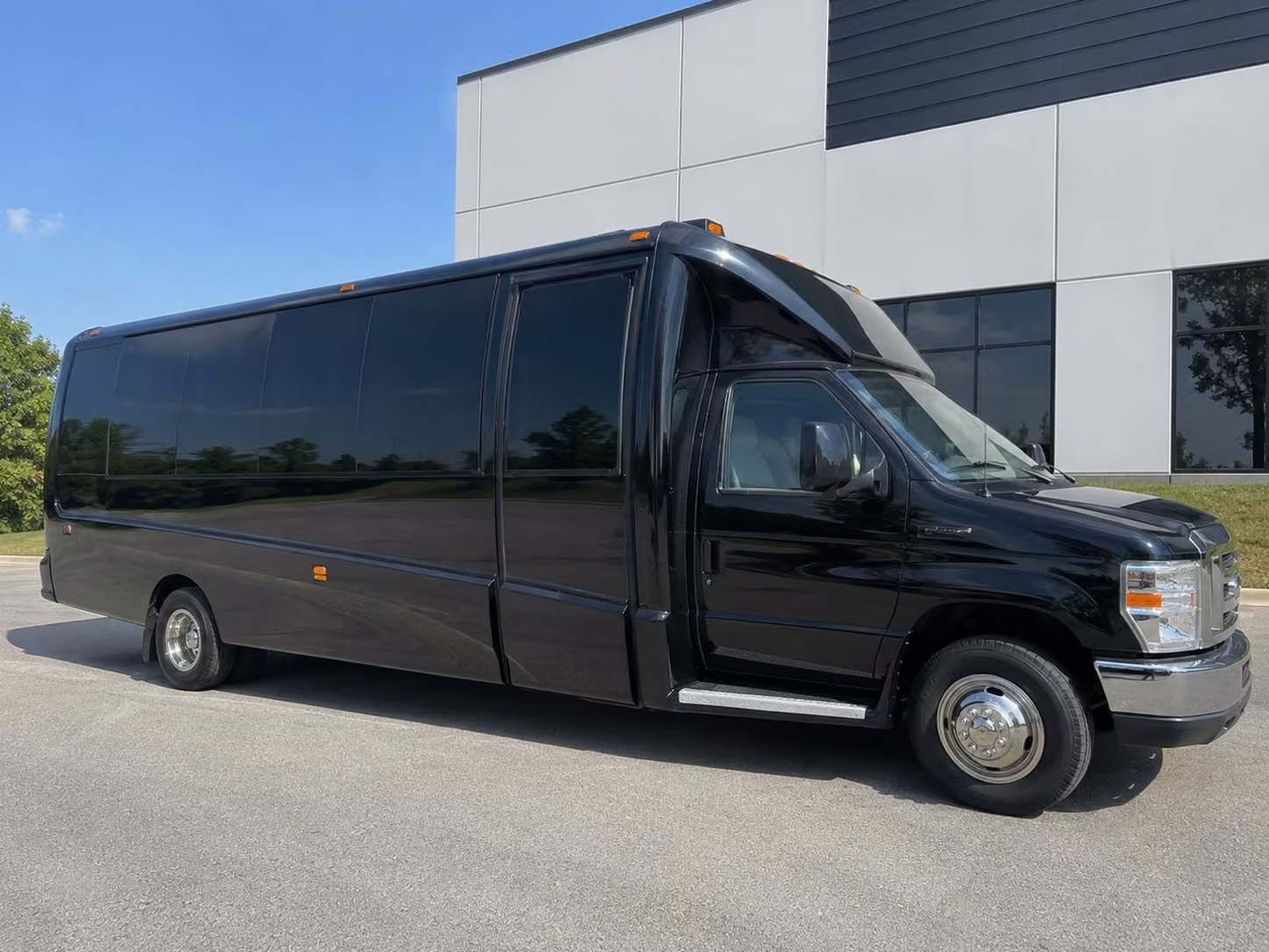 party bus rentals for hollywood bachelorette parties and bridal showers